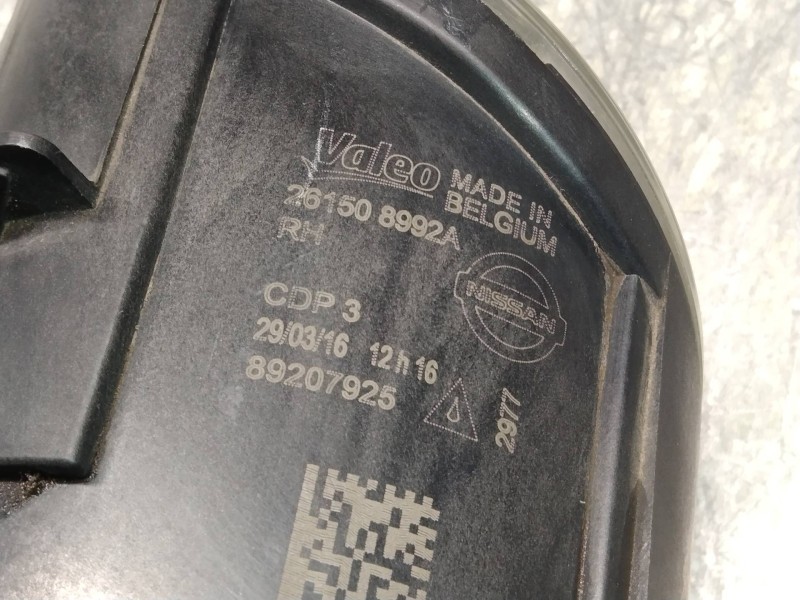 Recambio de faro antiniebla derecho para nissan primera berlina (p12) acenta referencia OEM IAM 89207925 261508992A 