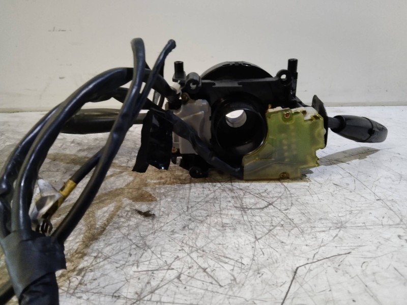 Recambio de mando luces para kia carens 2.0 crdi ex monovolumen referencia OEM IAM   