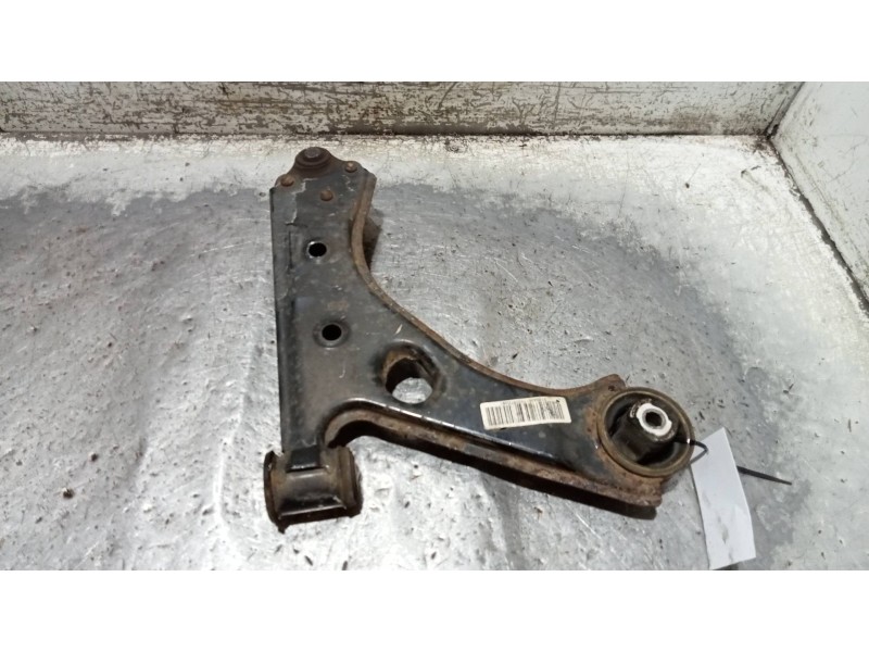 Recambio de brazo suspension inferior delantero izquierdo para fiat grande punto (199) 1.4 16v active referencia OEM IAM   