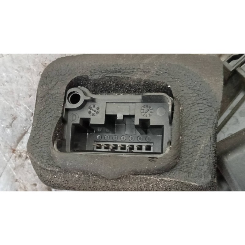 Recambio de motor cierre centralizado delantero izquierdo para volkswagen golf vii sportsvan 1.6 tdi referencia OEM IAM 5K183701