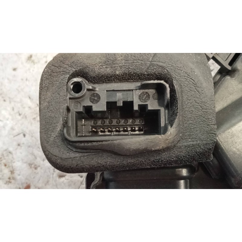 Recambio de motor cierre centralizado trasero izquierdo para volkswagen golf vii sportsvan 1.6 tdi referencia OEM IAM 5K4839015Q