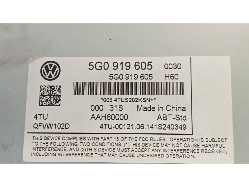 Recambio de pantalla multifuncion para volkswagen golf vii sportsvan 1.6 tdi referencia OEM IAM 5G0919605  