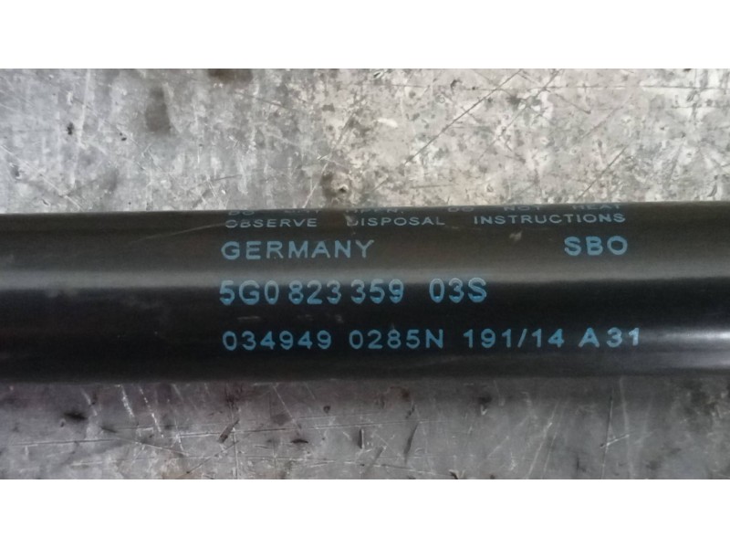 Recambio de amortiguadores capo para volkswagen golf vii sportsvan 1.6 tdi referencia OEM IAM 5G0823359  