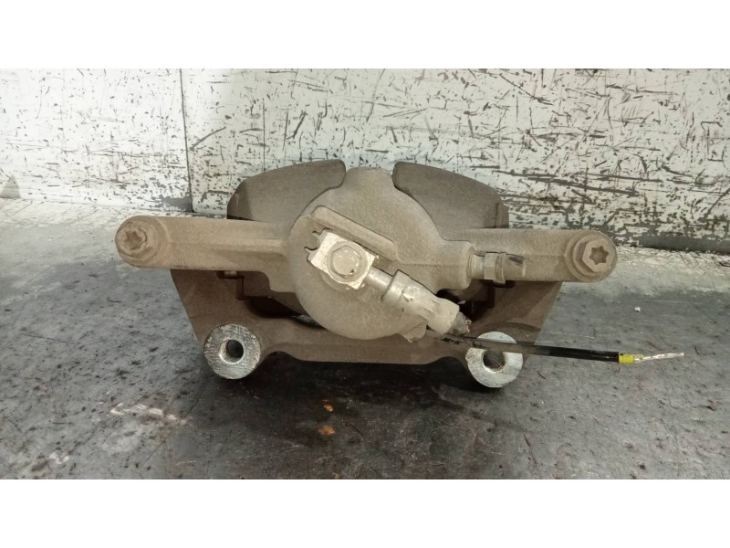 Recambio de pinza freno delantera derecha para volkswagen golf vii sportsvan 1.6 tdi referencia OEM IAM   