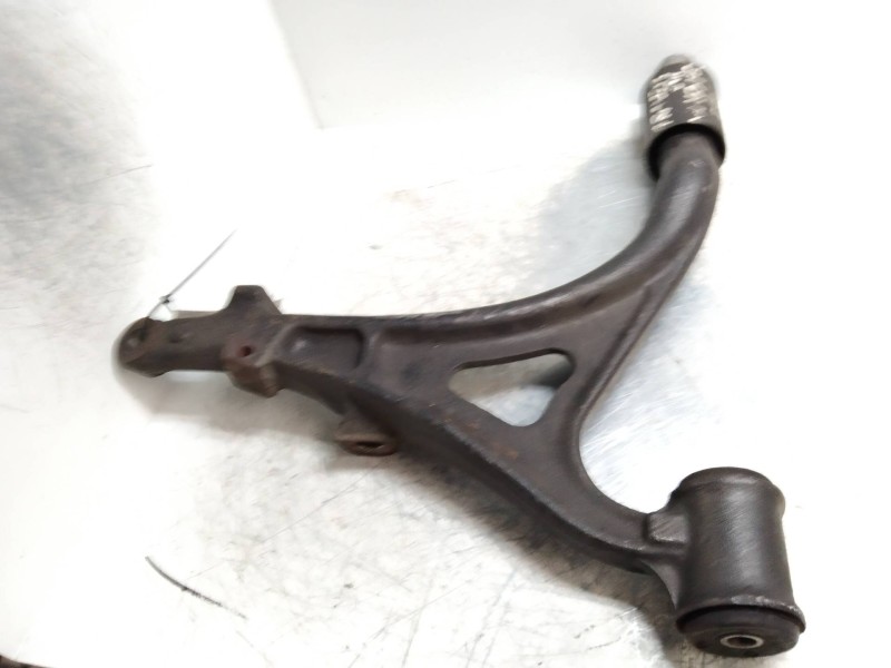 Recambio de brazo suspension inferior delantero izquierdo para mercedes clase m (w163) 270 cdi (163.113) referencia OEM IAM   