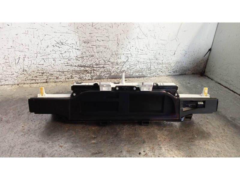 Recambio de pantalla multifuncion para mazda cx-7 (er) active referencia OEM IAM 4682009106 4685000066 EH64611J0E