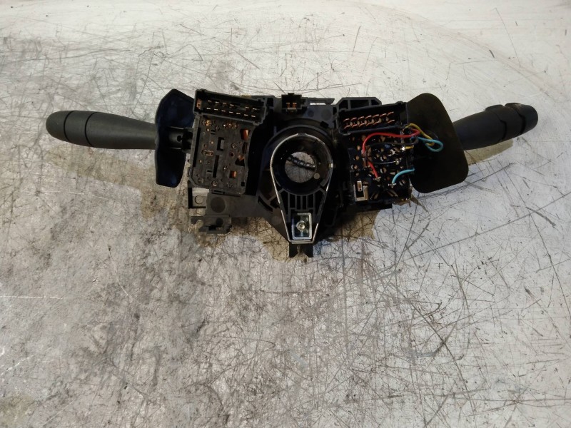 Recambio de mando luces para dacia logan express ambiance referencia OEM IAM 8200792575  