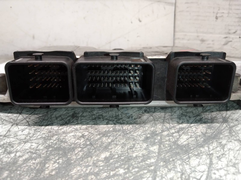 Recambio de centralita motor uce para peugeot 206 berlina xs clim referencia OEM IAM 0261207477 9650347980 ME744 91