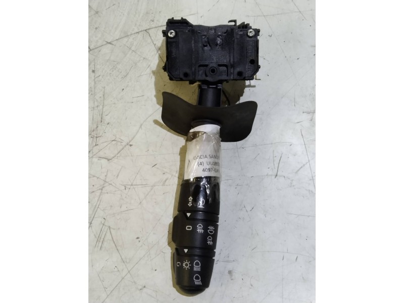 Recambio de mando luces para dacia sandero stepway referencia OEM IAM 6001551361  