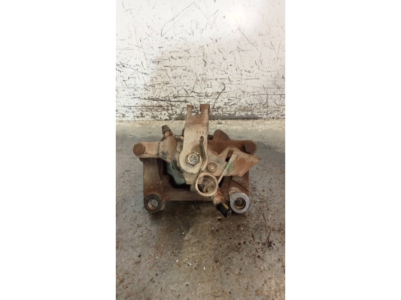 Recambio de pinza freno delantera derecha para nissan primastar (x83) 1.9 dci diesel cat referencia OEM IAM   