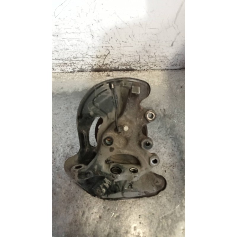 Recambio de mangueta delantera derecha para mercedes clase clk (w209) coupe 200 compressor (209.342) referencia OEM IAM   