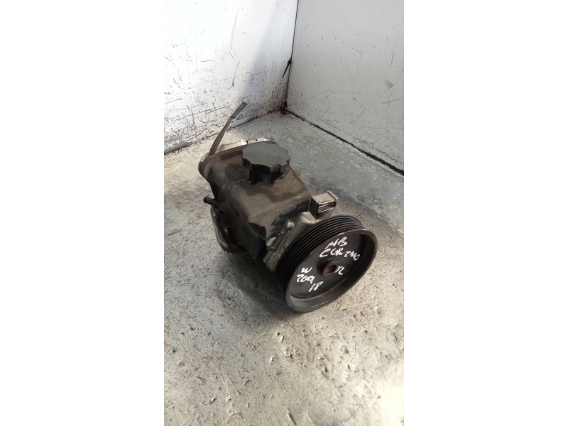 Recambio de bomba direccion para mercedes clase clk (w209) coupe 200 compressor (209.342) referencia OEM IAM 7692900521 A0034664