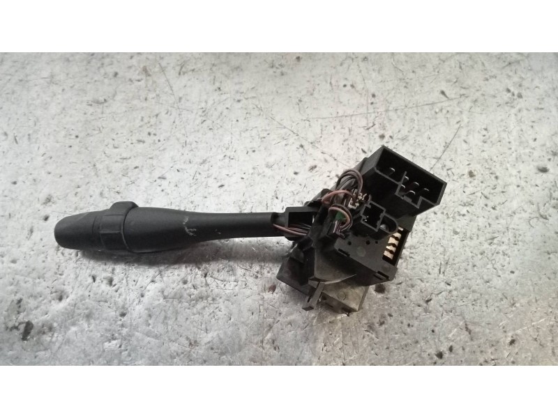Recambio de mando limpia para nissan primera berlina (p11) elegance referencia OEM IAM 36929E  