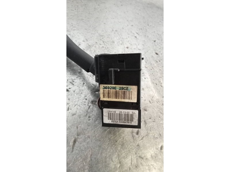 Recambio de mando limpia para nissan primera berlina (p11) elegance referencia OEM IAM 36929E  