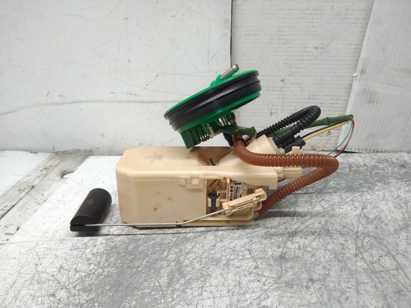 Recambio de bomba combustible para nissan primera berlina (p11) comfort referencia OEM IAM 172787J510 240127005004 