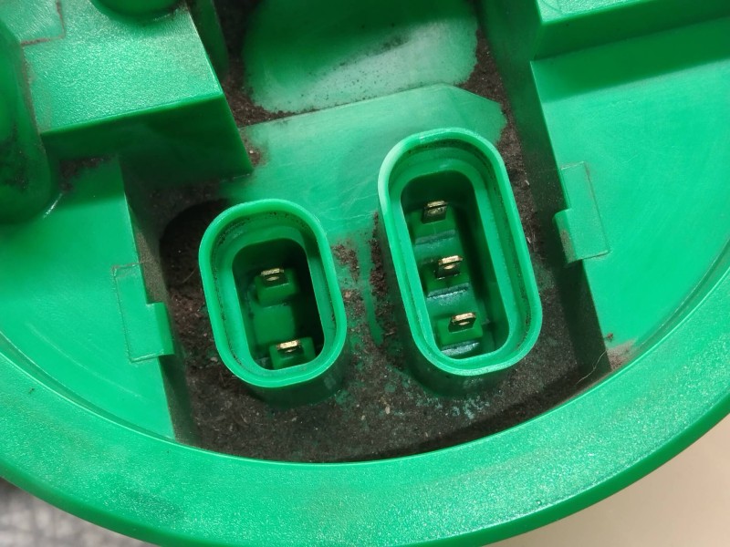 Recambio de bomba combustible para nissan primera berlina (p11) comfort referencia OEM IAM 172787J510 240127005004 