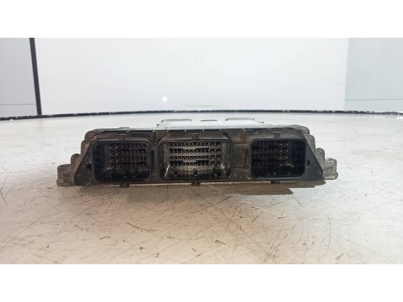 Recambio de centralita motor uce para citroen berlingo 1.6 hdi 75 collection familiar referencia OEM IAM 0281012620 9663944680 9