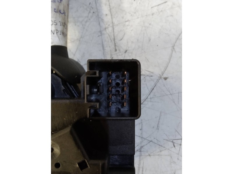 Recambio de mando luces para ford fiesta (cbk) fun referencia OEM IAM 6S6T13335AA  