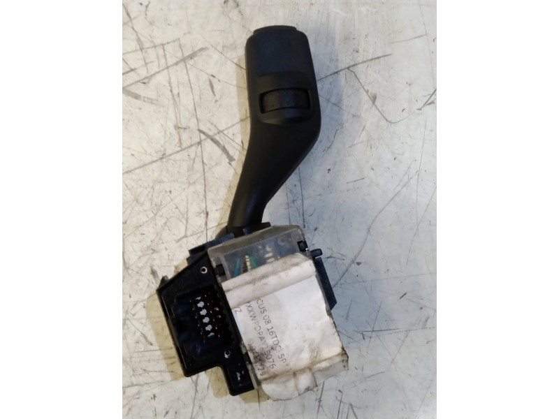 Recambio de mando limpia para ford focus lim. (cb4) trend referencia OEM IAM 4M5T17A553BD 17D940 