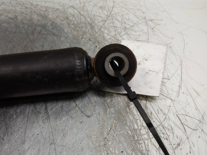 Recambio de amortiguador trasero para chrysler pt cruiser cabrio 2.4 16v cat referencia OEM IAM   