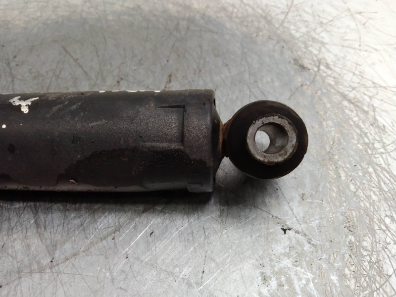 Recambio de amortiguador trasero para chrysler pt cruiser cabrio 2.4 16v cat referencia OEM IAM   
