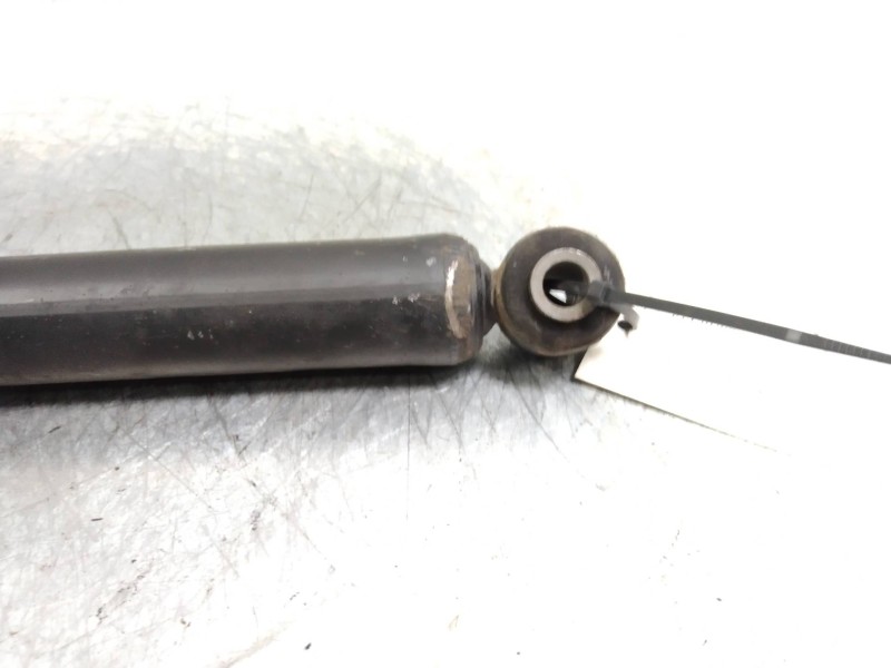 Recambio de amortiguador trasero para chrysler pt cruiser cabrio 2.4 16v cat referencia OEM IAM   