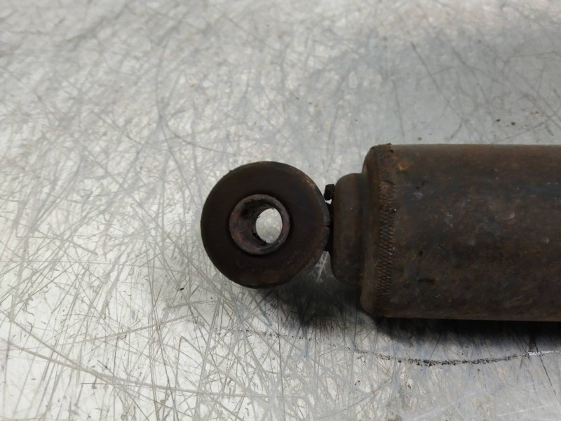 Recambio de amortiguador trasero para chrysler voyager (rg) 2.5 crd cat referencia OEM IAM   