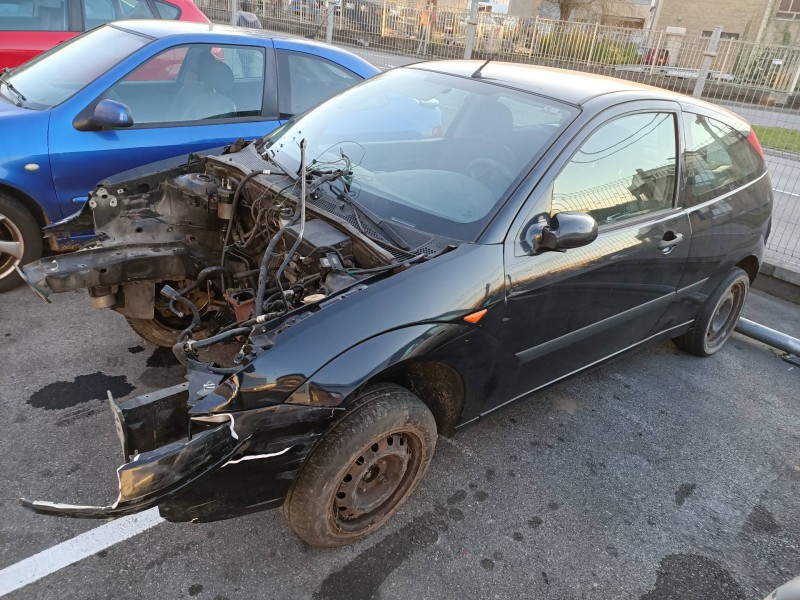 ford focus berlina (cak) del año 2004