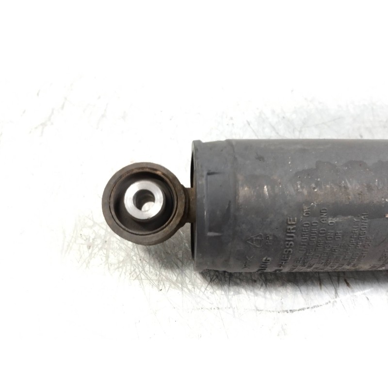 Recambio de amortiguador trasero para chrysler voyager (rg) 3.3 grand voyager limited awd referencia OEM IAM   