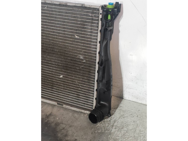 Recambio de radiador agua para bmw serie 3 touring (e91) 325d referencia OEM IAM 778890109 77902979 