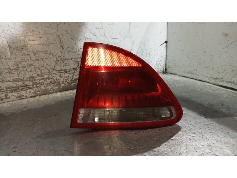 Recambio de piloto trasero derecho interior para seat exeo berlina (3r2) reference referencia OEM IAM 3R5945094B 89320241 