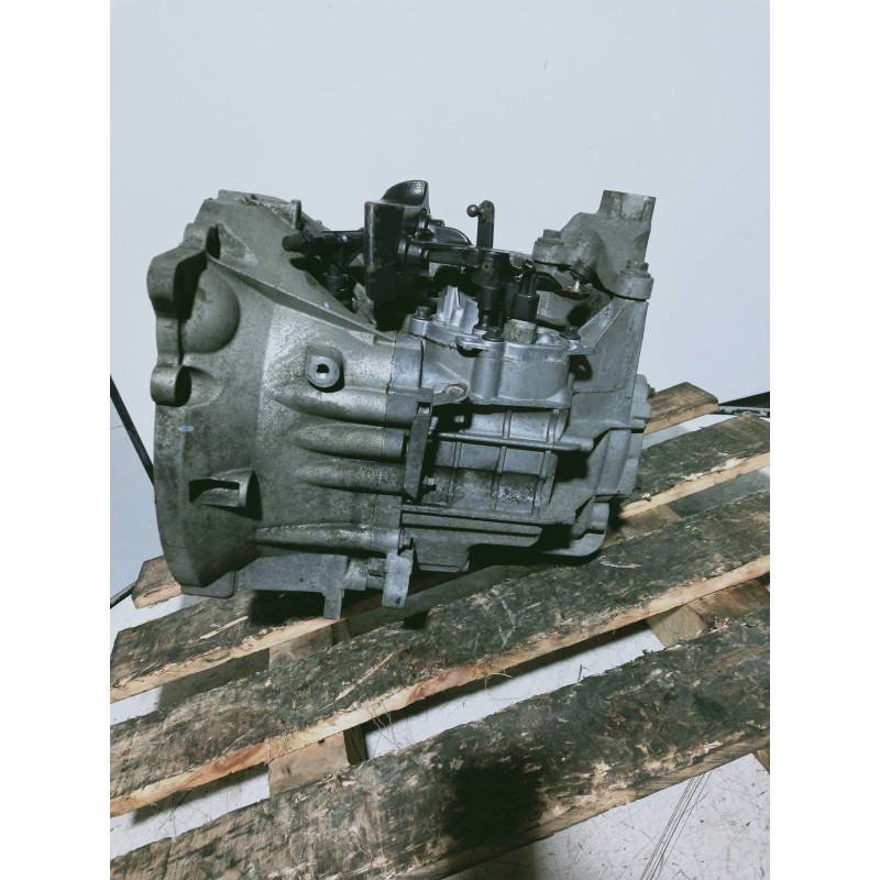 Recambio de caja cambios para volvo v50 familiar 2.0 d kinetic referencia OEM IAM 6N5R7002AA T1GA1 180506 092140 