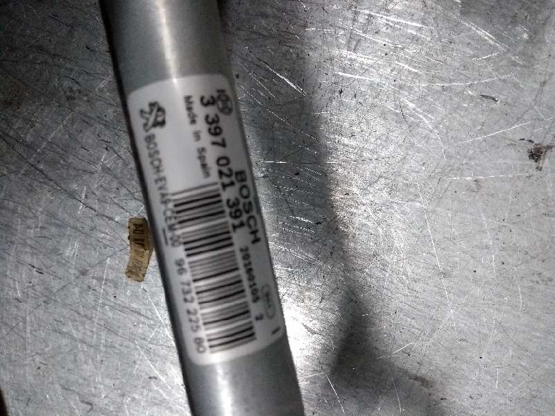 Recambio de motor limpia delantero para peugeot 208 active referencia OEM IAM 0390241540 3397021391 9673222580