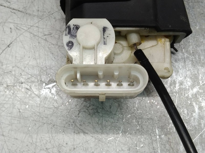 Recambio de motor cierre centralizado delantero izquierdo para lancia thesis (115) 2.4 jtd executive referencia OEM IAM   4P