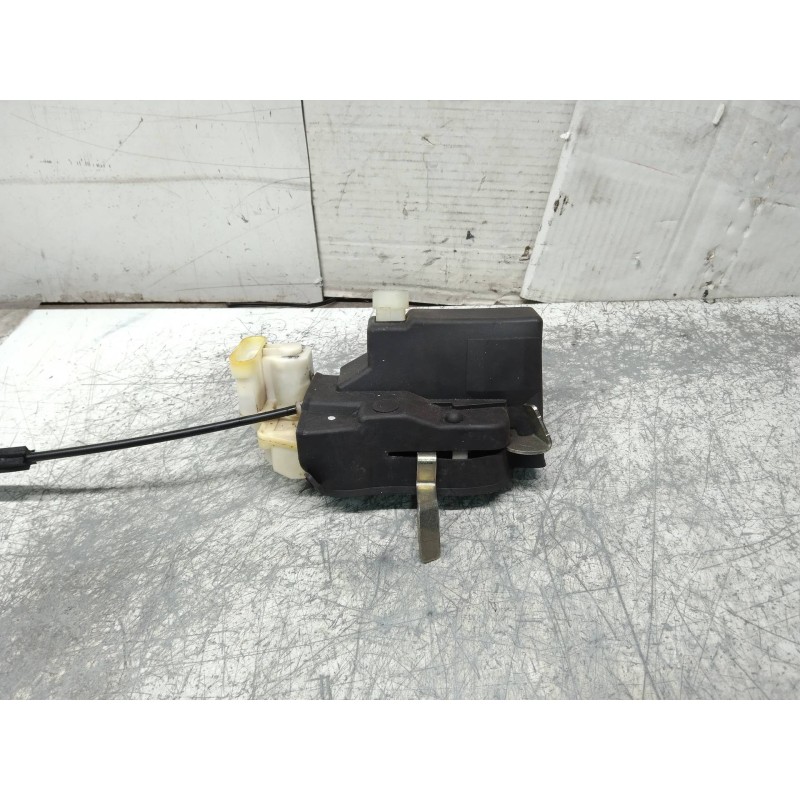 Recambio de motor cierre centralizado trasero izquierdo para lancia thesis (115) 2.4 jtd executive referencia OEM IAM   4P