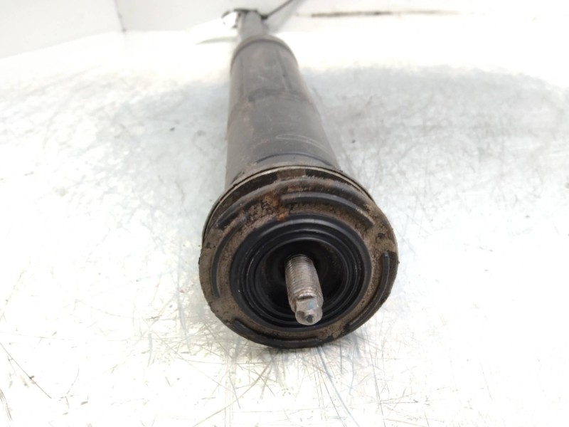 Recambio de amortiguador trasero para citroen c1 1.0 cat (384f) referencia OEM IAM   