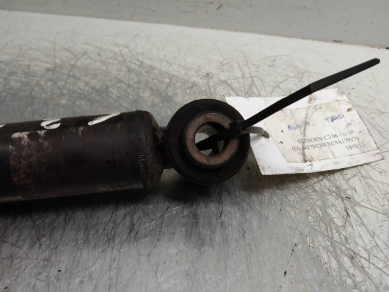Recambio de amortiguador trasero para citroen c3 1.1 furio referencia OEM IAM   