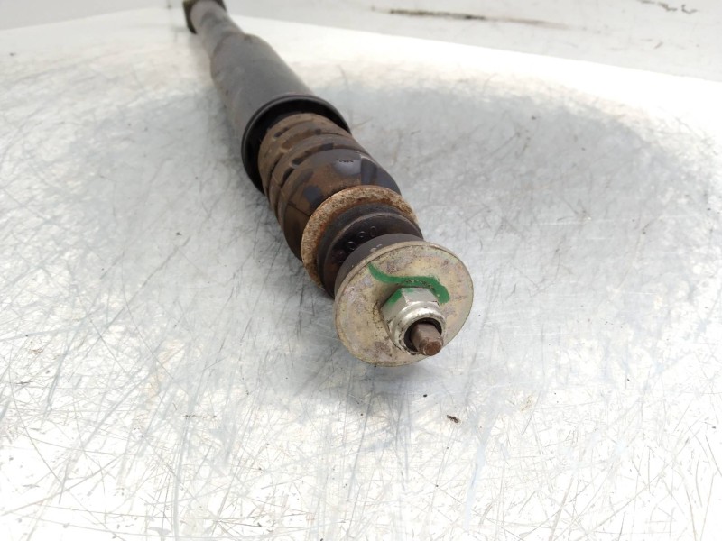 Recambio de amortiguador trasero para dacia sandero stepway referencia OEM IAM   