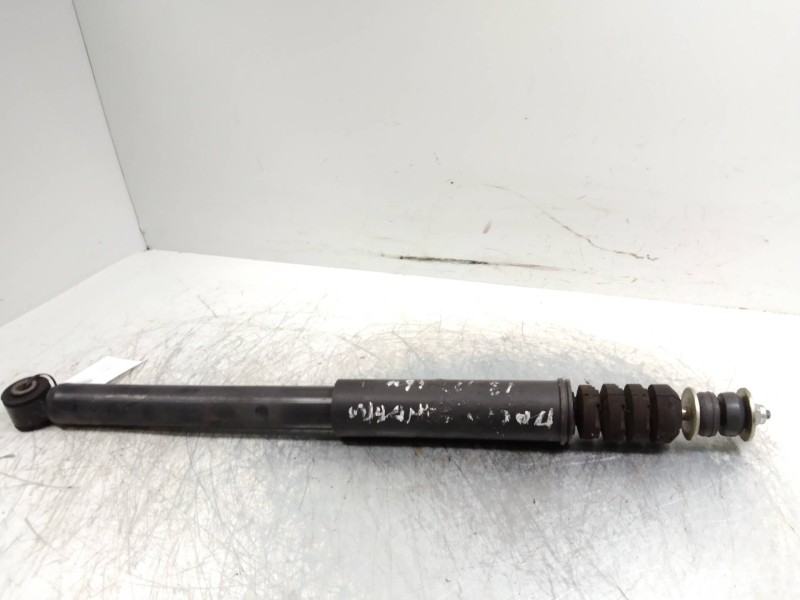 Recambio de amortiguador trasero para dacia sandero básico referencia OEM IAM   