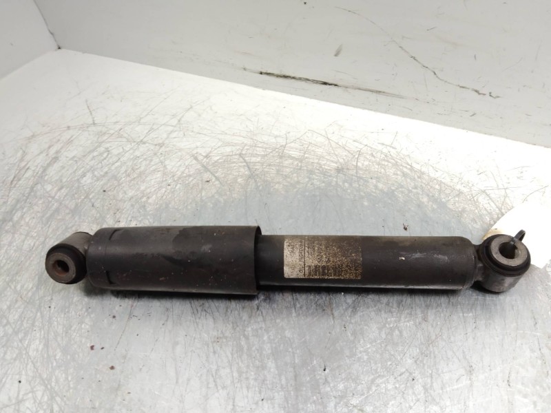 Recambio de amortiguador trasero para dacia dokker 1.5 dci diesel fap cat referencia OEM IAM   