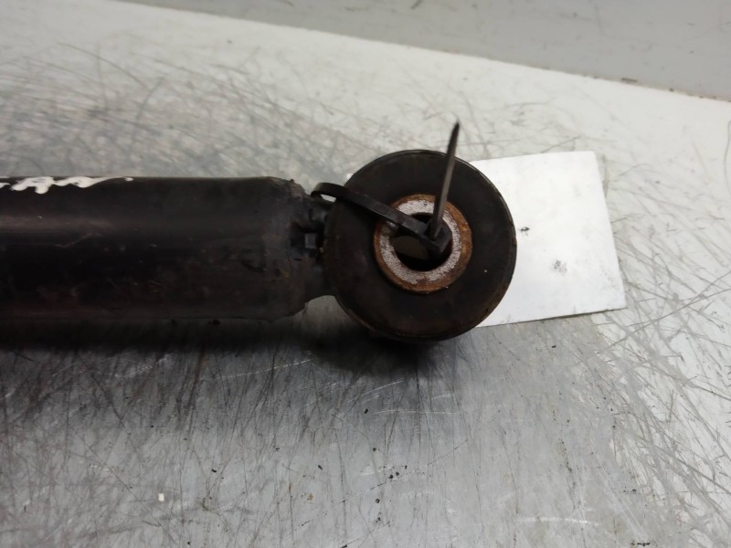 Recambio de amortiguador trasero para dacia logan 1.4 cat referencia OEM IAM   