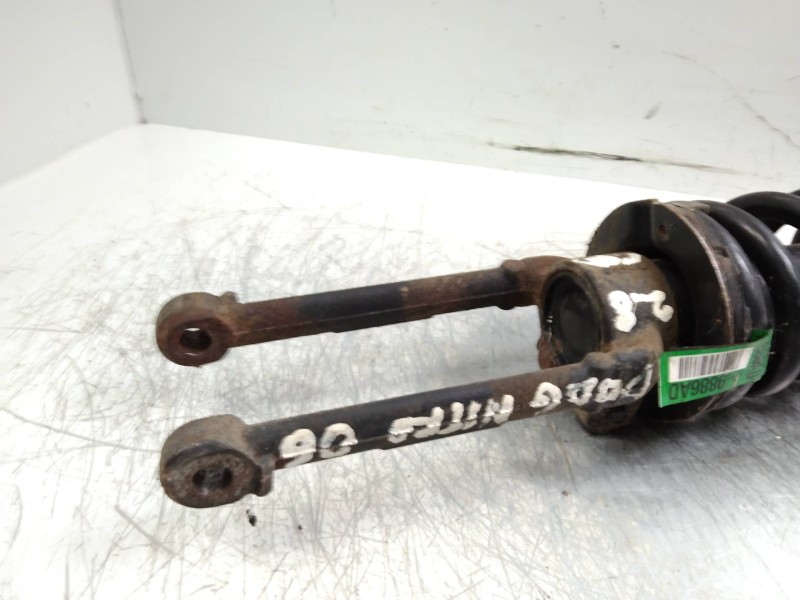 Recambio de amortiguador delantero derecho para dodge nitro se referencia OEM IAM 52125306  