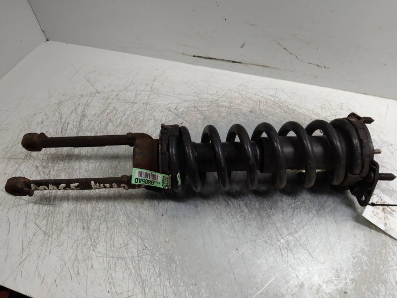 Recambio de amortiguador delantero izquierdo para dodge nitro se referencia OEM IAM 52125306  