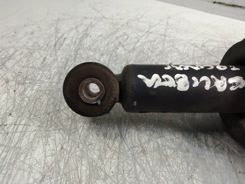 Recambio de amortiguador trasero para dodge caliber 2.0 16v crd cat referencia OEM IAM   