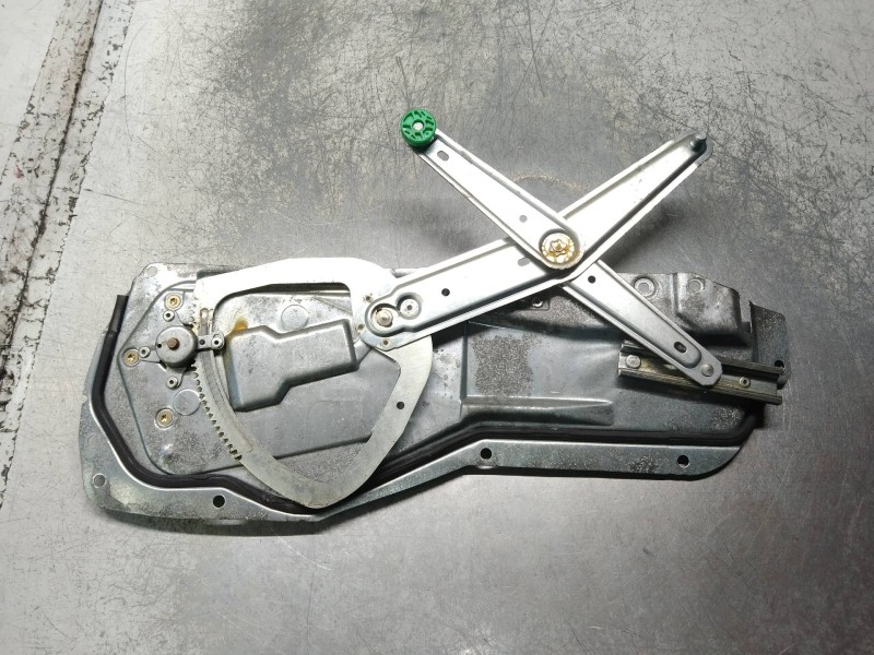 Recambio de elevalunas trasero izquierdo para volvo s70 berlina 2.4 / 2.5 (121kw / 125kw) referencia OEM IAM 9152725  4P