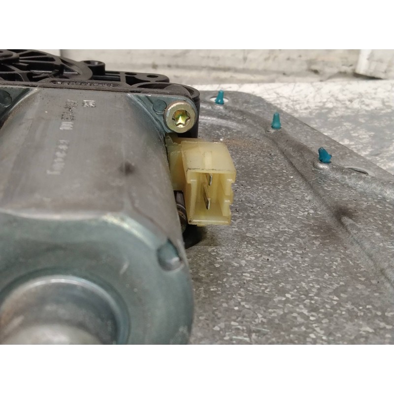 Recambio de elevalunas trasero izquierdo para volvo s70 berlina 2.4 / 2.5 (121kw / 125kw) referencia OEM IAM 9152725  4P