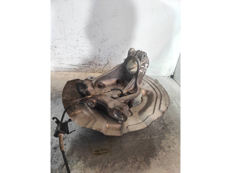 Recambio de mangueta delantera izquierda para bmw serie 3 touring (e91) 325d referencia OEM IAM 3121676444303  