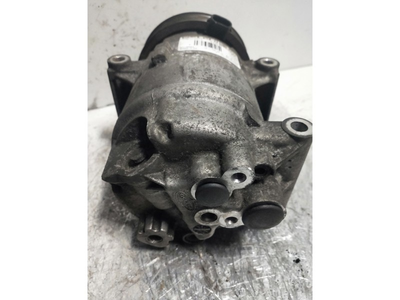 Recambio de compresor aire acondicionado para renault scenic ii grand confort expression referencia OEM IAM 0114055A 8200678499 