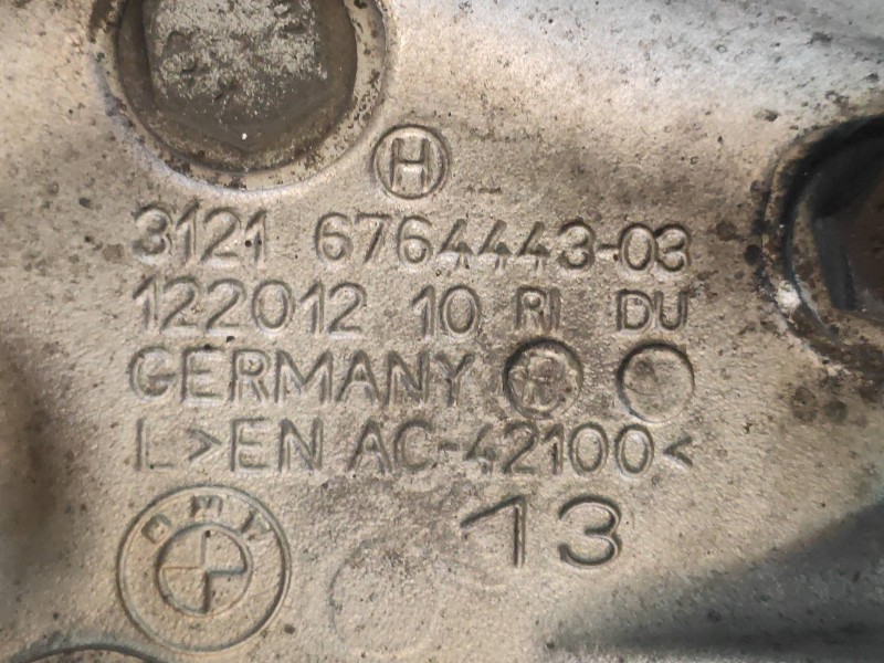 Recambio de mangueta delantera izquierda para bmw serie 3 touring (e91) 325d referencia OEM IAM 3121676444303  