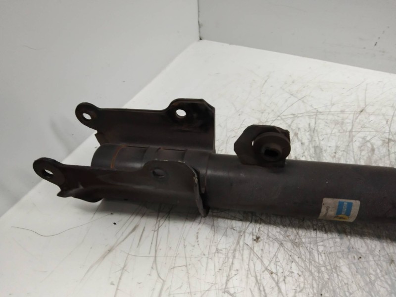Recambio de amortiguador trasero para fiat croma (182) i.e. referencia OEM IAM   